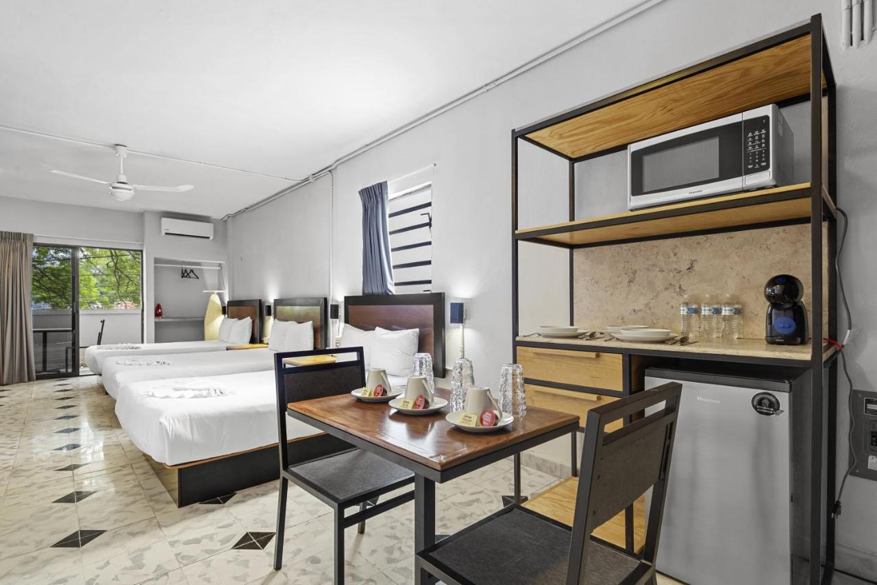 ميريدا Suites Reforma By Homirent المظهر الخارجي الصورة